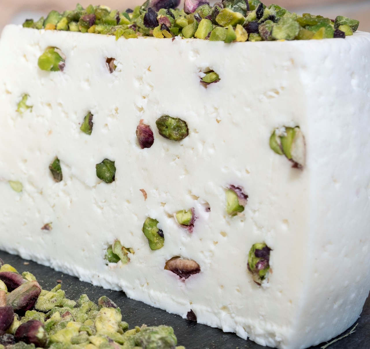 Fattoria Lepini PECORINO STAGIONATO AL PISTACCHIO DI BRONTE 